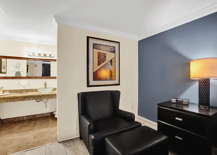Fort Lauderdale Grand Hotel