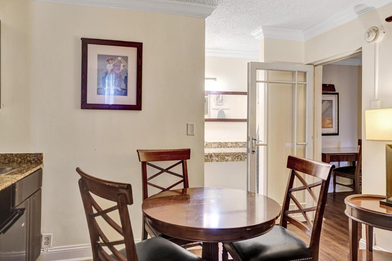 Lauderdale Grand Hotel Oakland Park